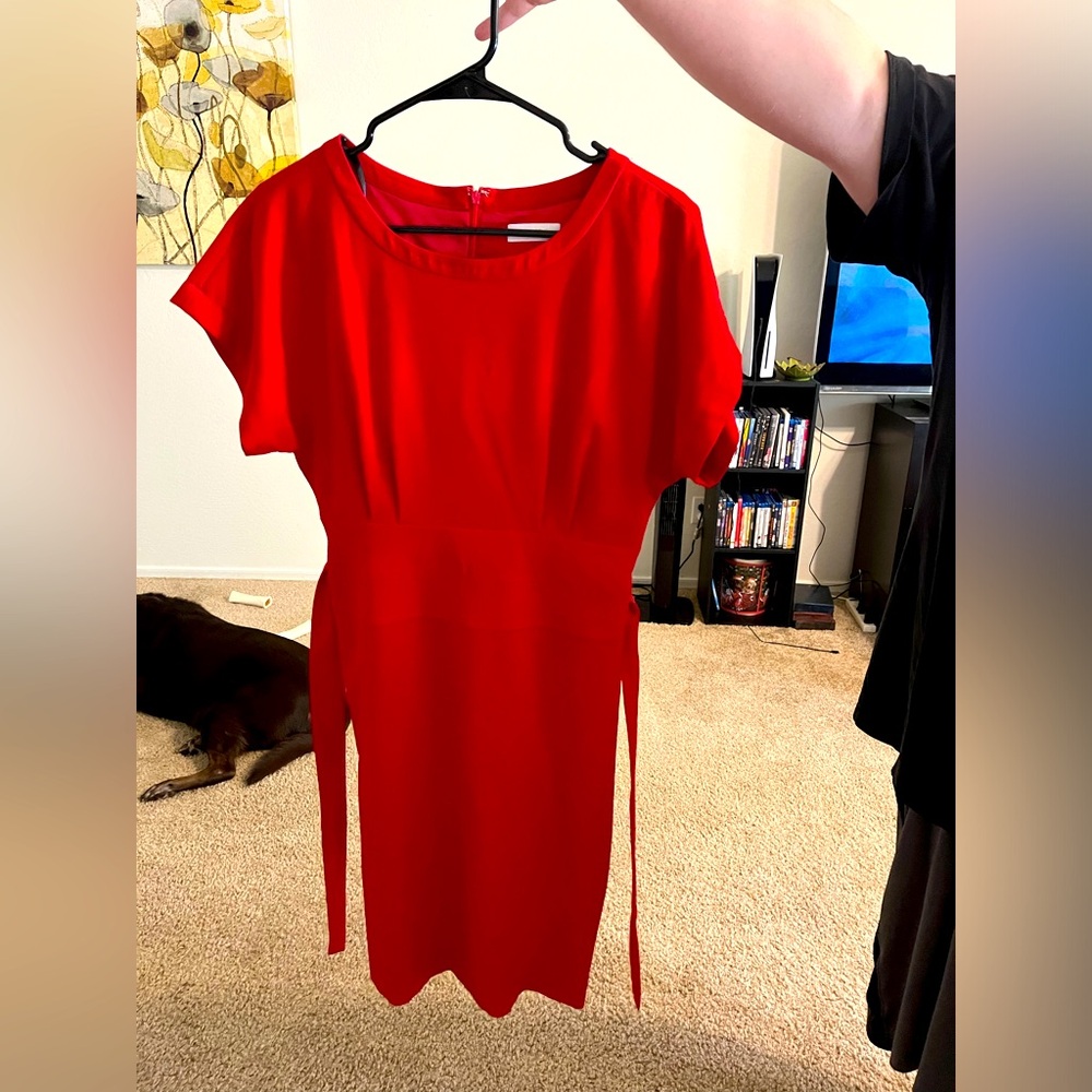 Causal dress